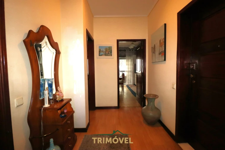 Apartamento T2 para Venda em São João da Madeira Foto 13