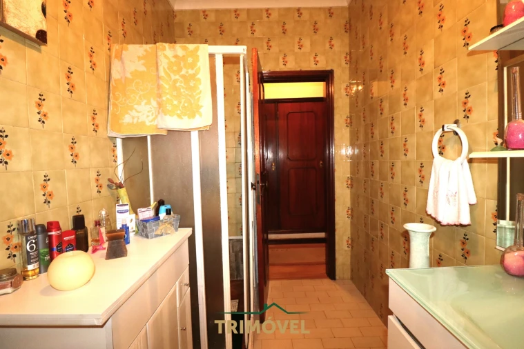 Apartamento T2 para Venda em São João da Madeira Foto 15