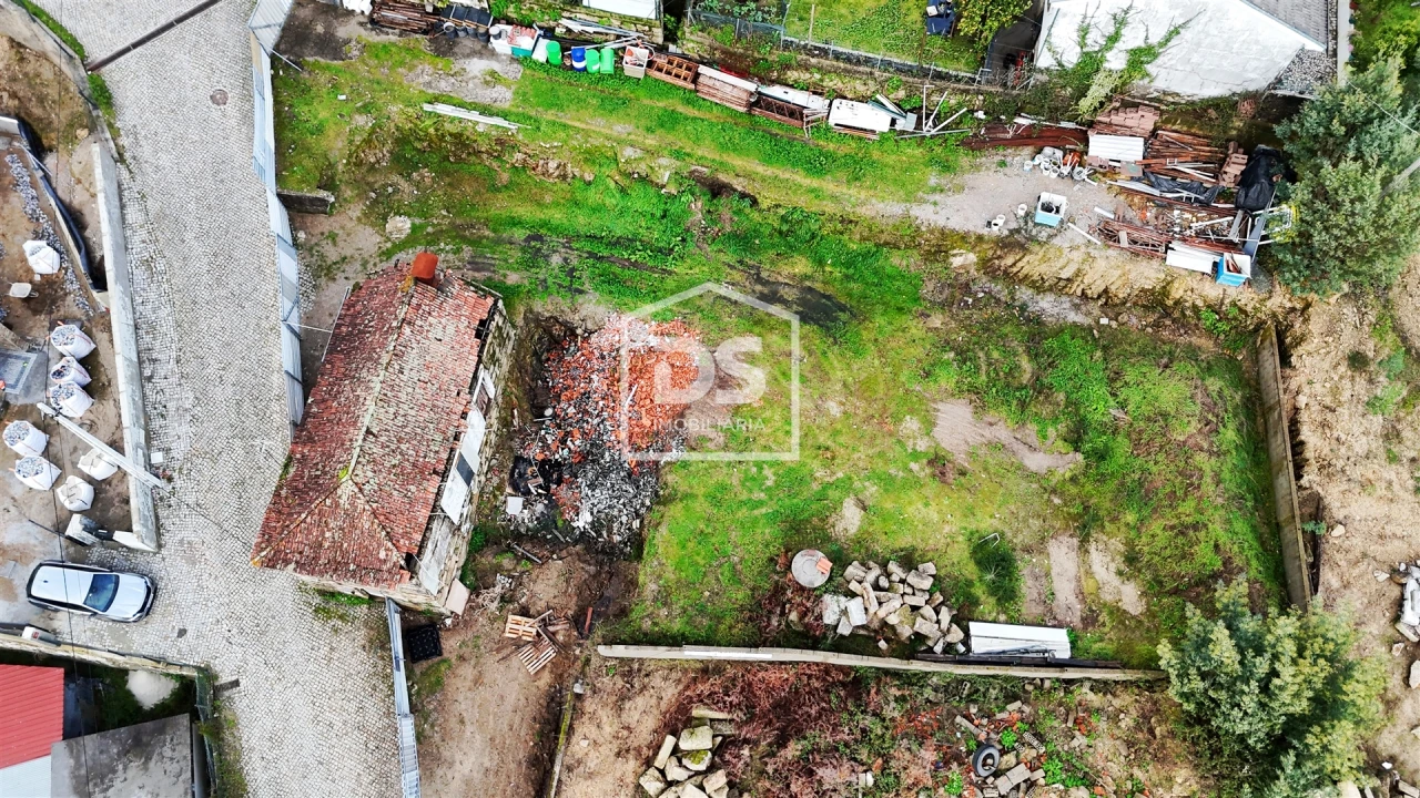 Moradia T2 para Venda em Meinedo Foto 8