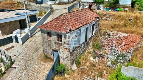 Moradia T3 para Venda em Meinedo