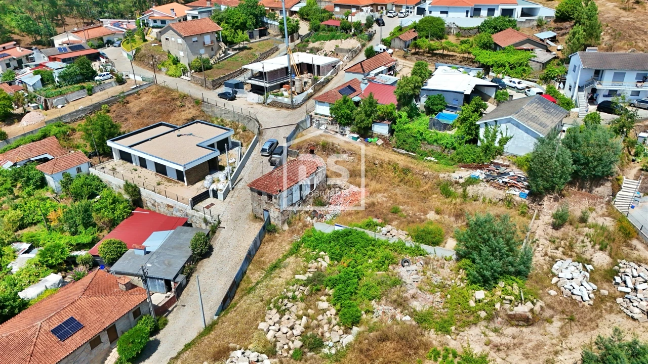 Moradia T3 para Venda em Meinedo Foto 14