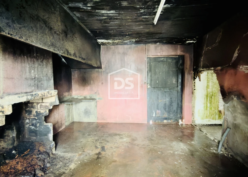 Moradia T3 para Venda em Meinedo Foto 10