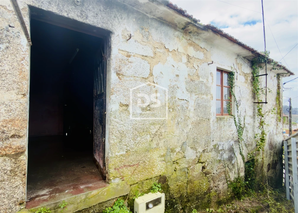 Moradia T3 para Venda em Meinedo Foto 24