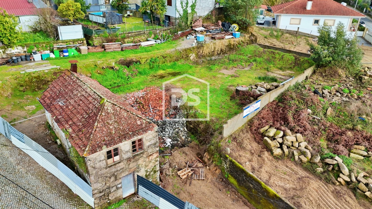 Moradia T2 para Venda em Meinedo Foto 4