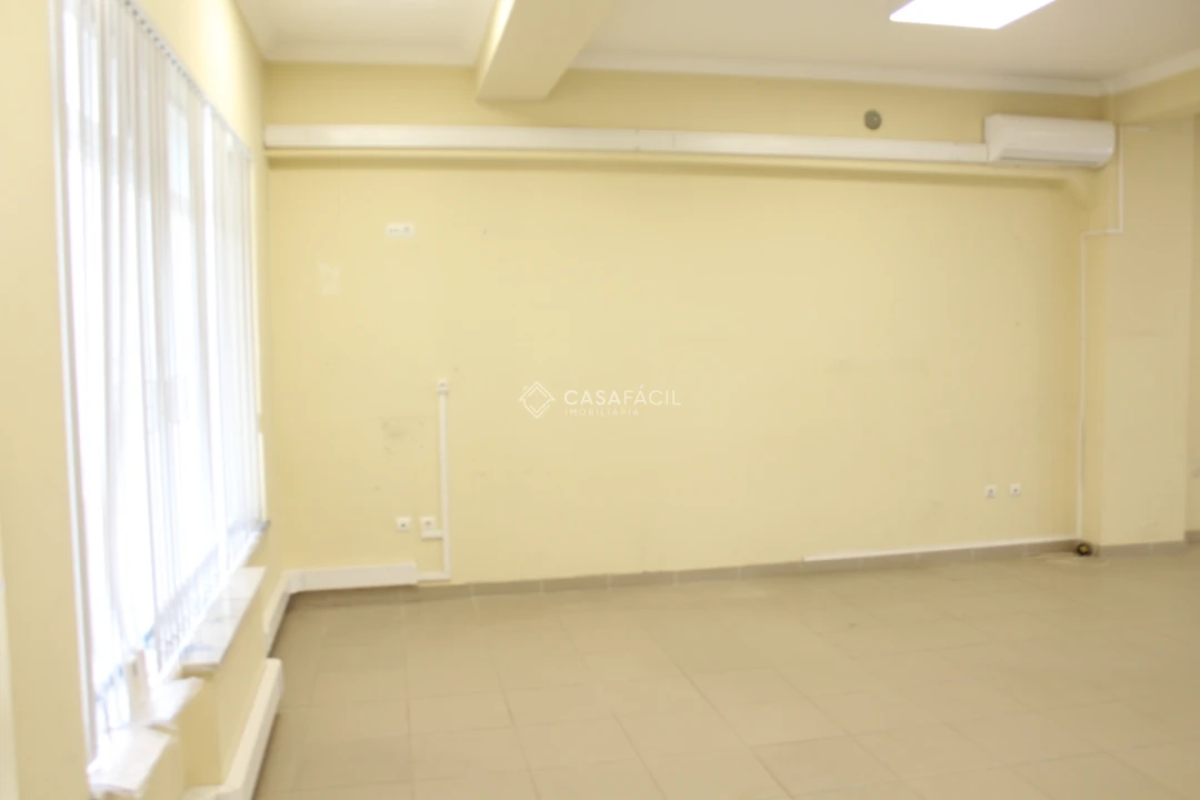 Loja para Arrendamento em Alcochete Foto 8