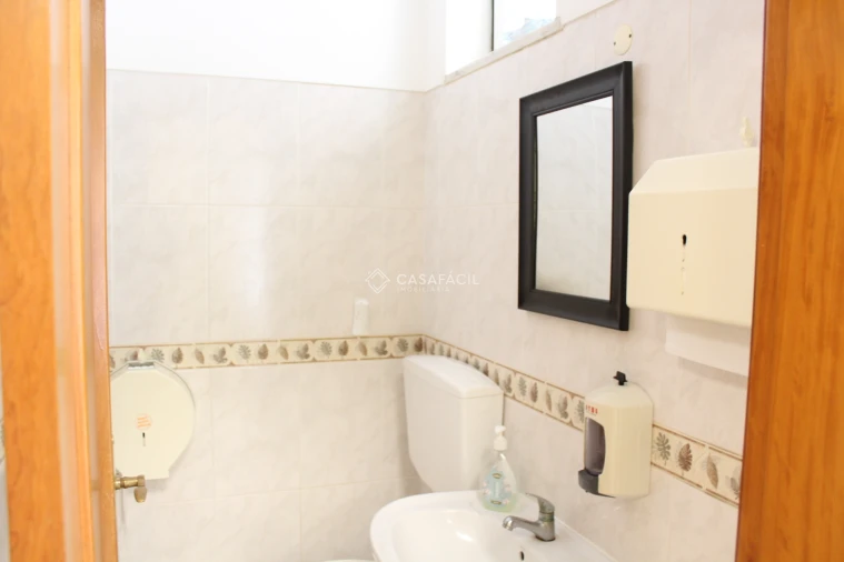 Loja para Arrendamento em Alcochete Foto 4