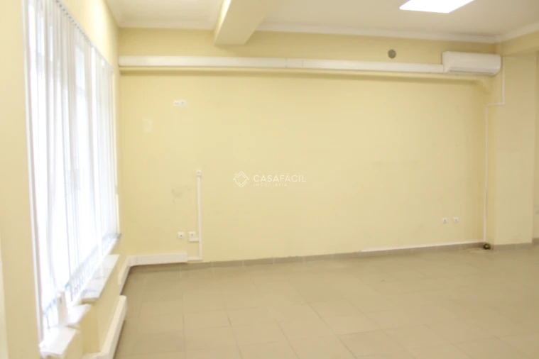 Loja para Arrendamento em Alcochete Foto 8