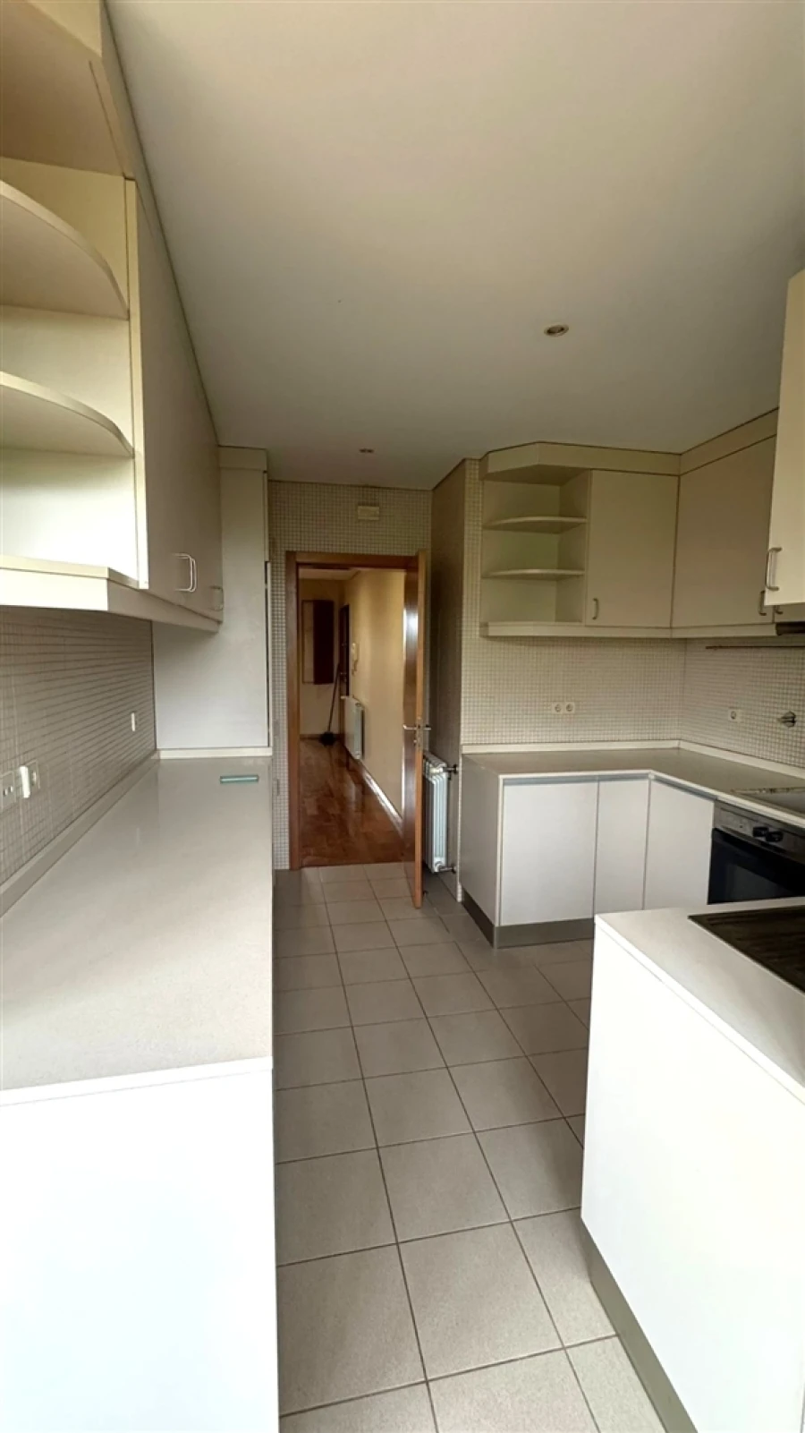 Apartamento T3 para Arrendamento em Arcozelo Foto 5