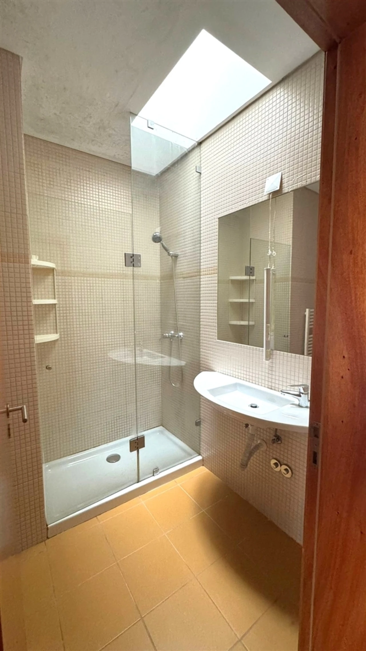 Apartamento T3 para Arrendamento em Arcozelo Foto 13