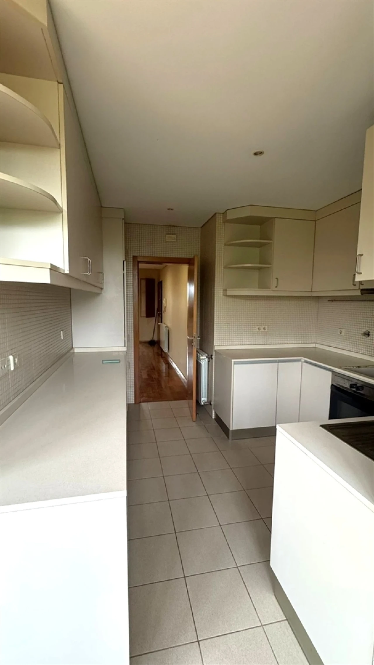 Apartamento T3 para Arrendamento em Arcozelo Foto 5