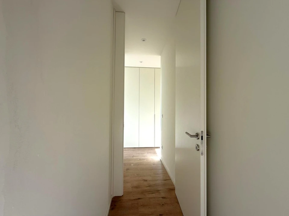 Apartamento T2 para Venda em Lordelo do Ouro e Massarelos Foto 10