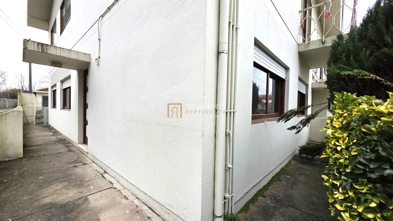 Moradia T3 para Venda em Castêlo da Maia Foto 10