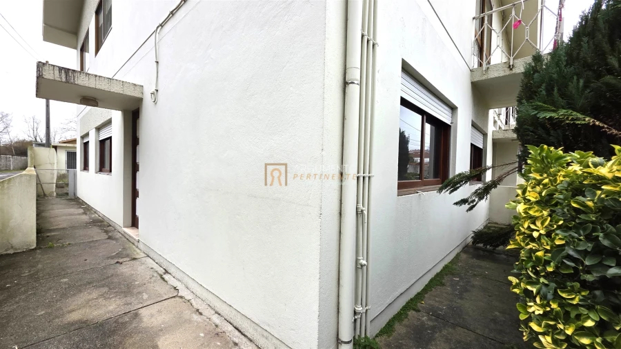 Moradia T3 para Venda em Castêlo da Maia Foto 10