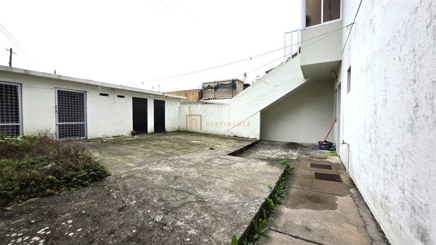 Moradia T3 para Venda em Castêlo da Maia Foto 25