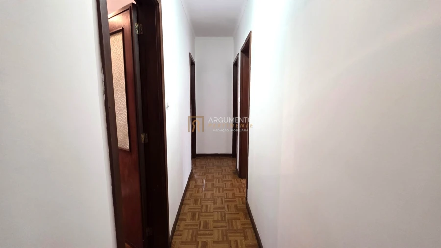 Moradia T3 para Venda em Castêlo da Maia Foto 15