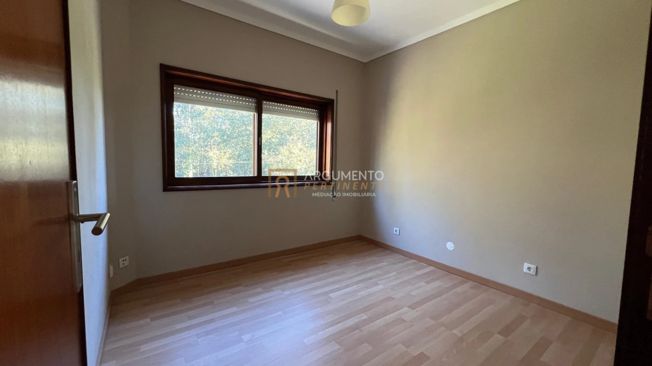 Moradia T3 para Venda em Castêlo da Maia Foto 17