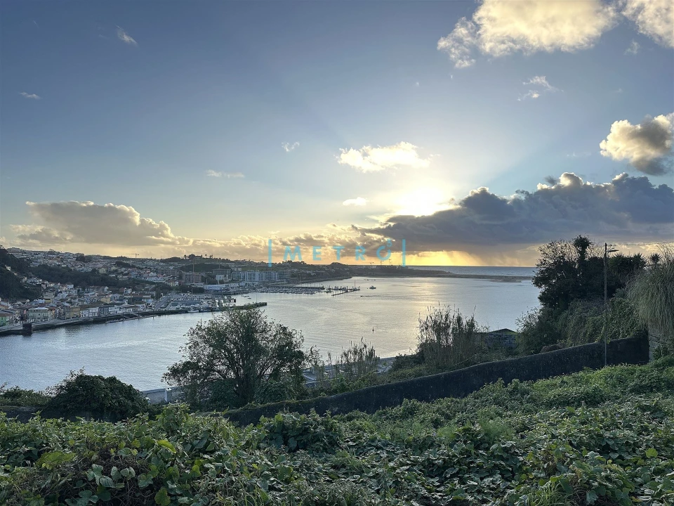 Moradia T1 para Venda em Lordelo do Ouro e Massarelos Foto 17