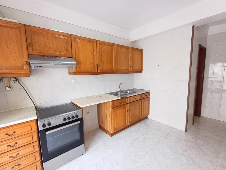 Apartamento T2 para Venda em Buarcos Foto 9