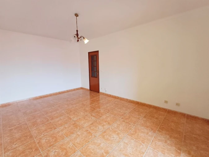 Apartamento T2 para Venda em Buarcos Foto 5