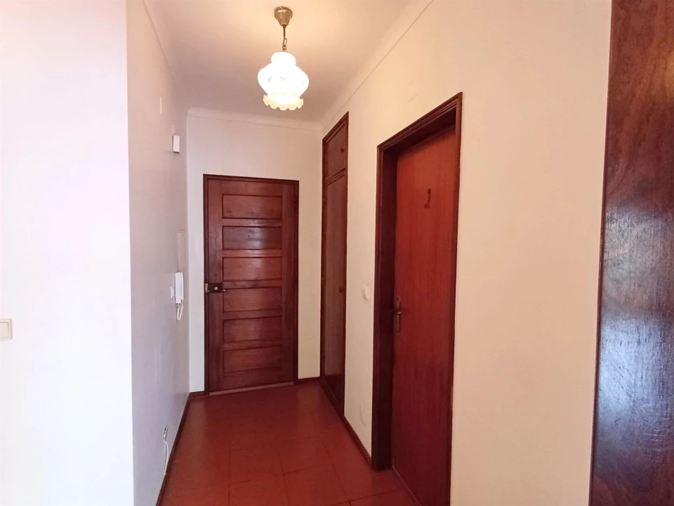 Apartamento T2 para Venda em Buarcos Foto 6