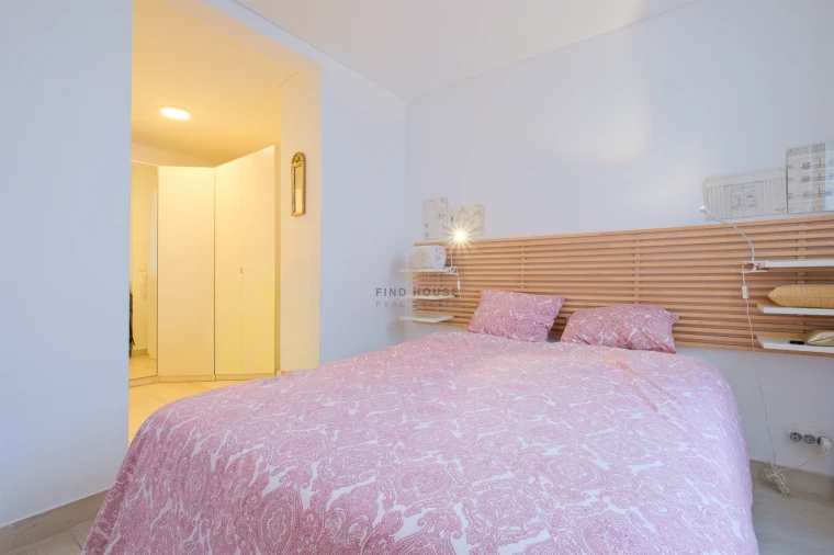 Apartamento T2 para Venda em Santo António Foto 20