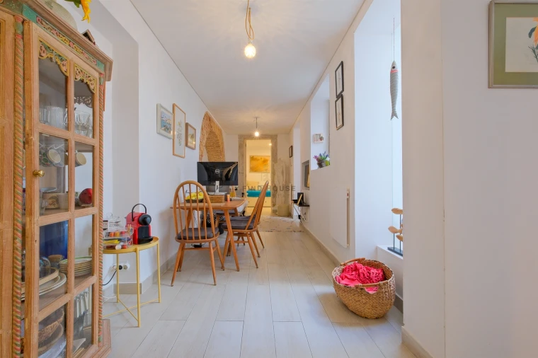 Apartamento T2 para Venda em Santo António Foto 11