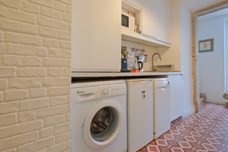 Apartamento T2 para Venda em Santo António Foto 4