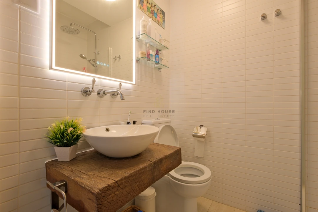 Apartamento T2 para Venda em Santo António Foto 8