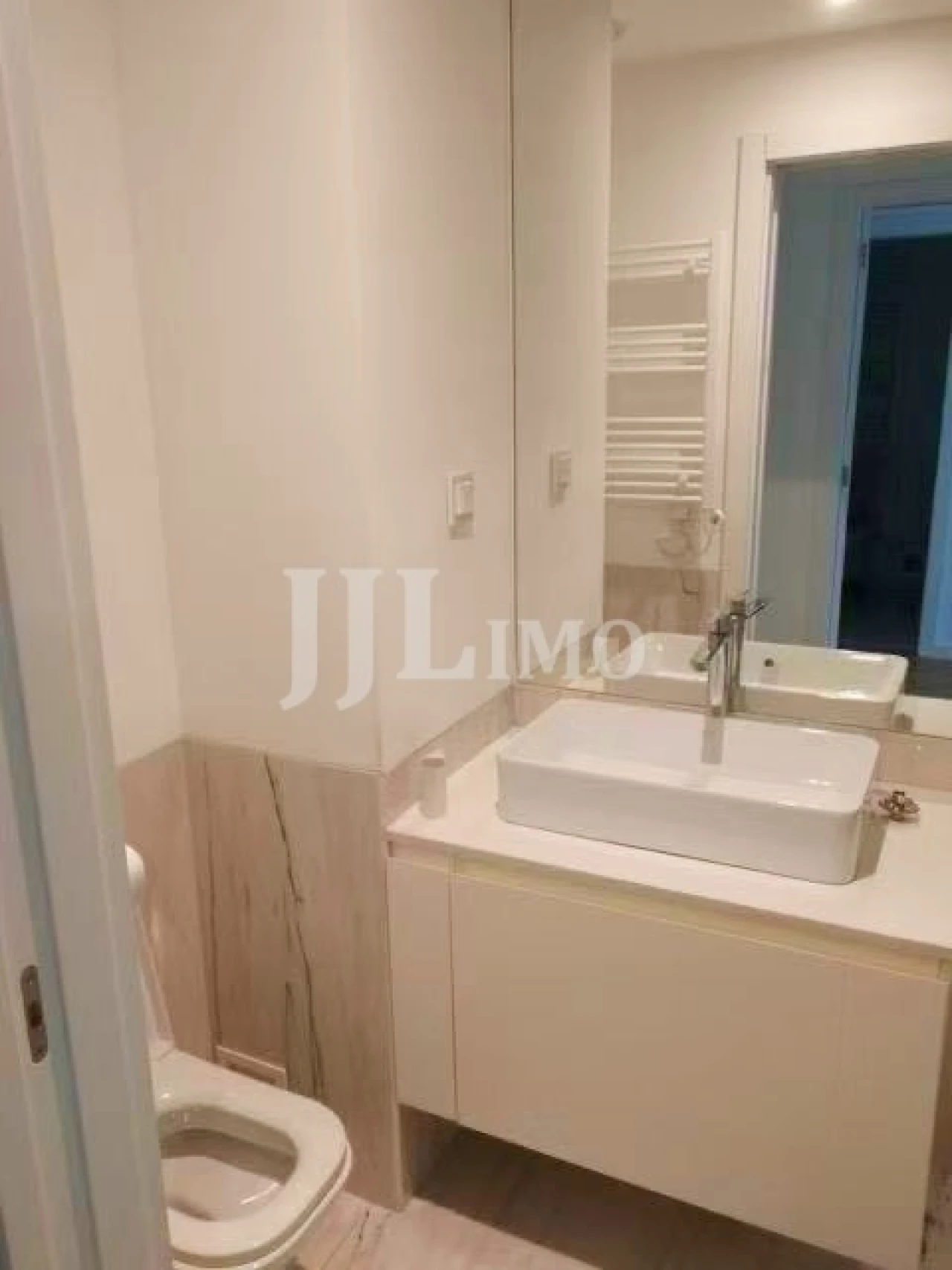 Apartamento T2 para Arrendamento em São Domingos de Benfica Foto 4