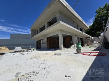 Moradia T4 para Venda em Faíl e Vila Chã de Sá