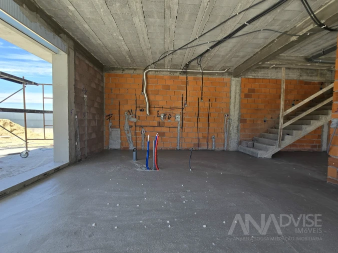 Moradia T4 para Venda em Faíl e Vila Chã de Sá Foto 9