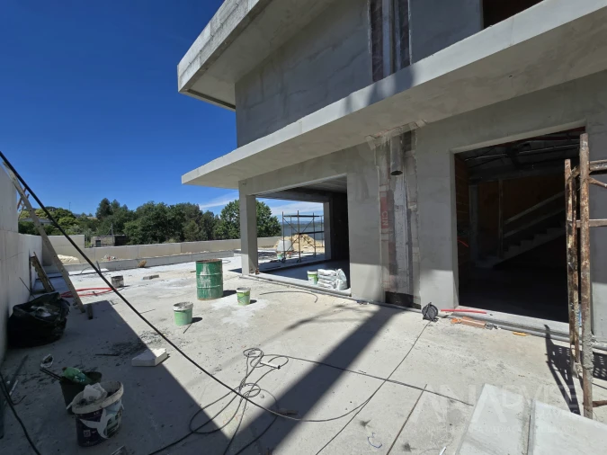 Moradia T4 para Venda em Faíl e Vila Chã de Sá Foto 3
