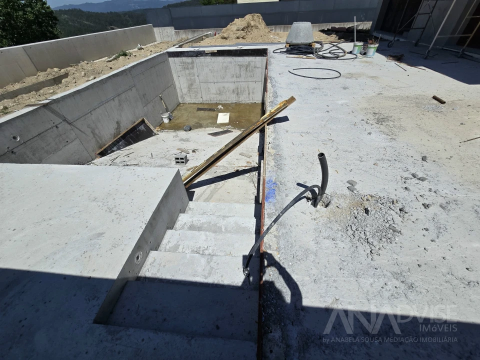 Moradia T4 para Venda em Faíl e Vila Chã de Sá Foto 5