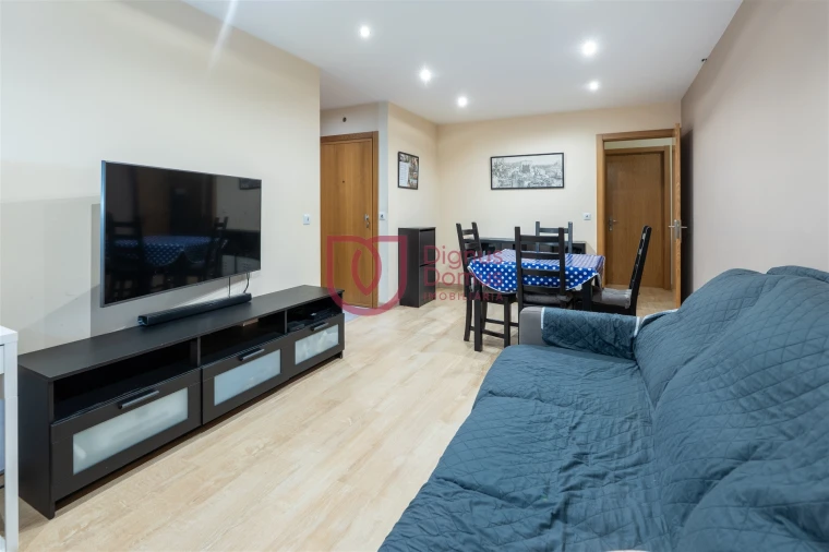 Apartamento T3 para Venda em Lordelo do Ouro e Massarelos Foto 2