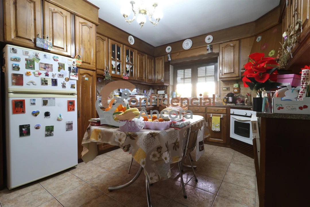 Moradia T3 para Venda em Melo e Nabais Foto 42