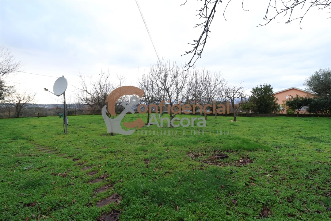 Moradia T3 para Venda em Melo e Nabais Foto 7