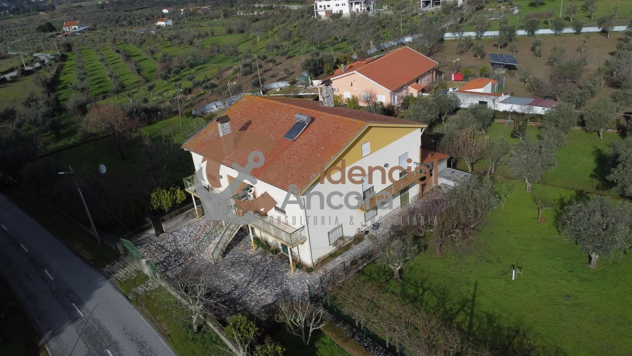 Moradia T3 para Venda em Melo e Nabais Foto 58