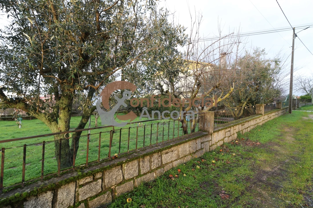 Moradia T3 para Venda em Melo e Nabais Foto 26