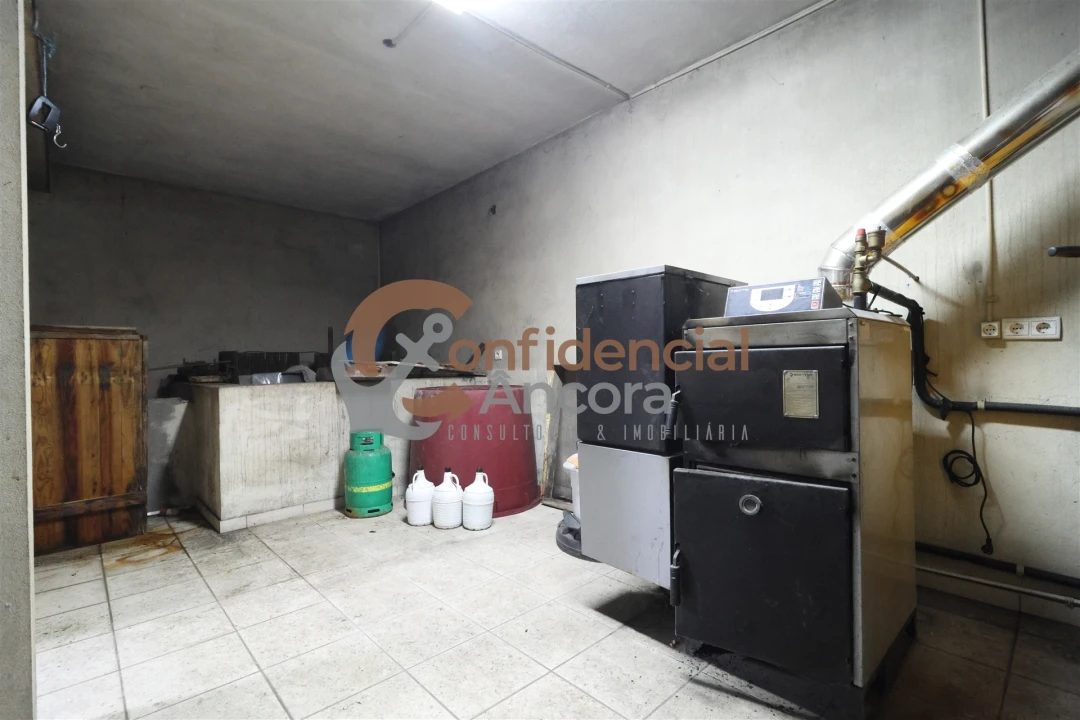 Moradia T3 para Venda em Melo e Nabais Foto 29