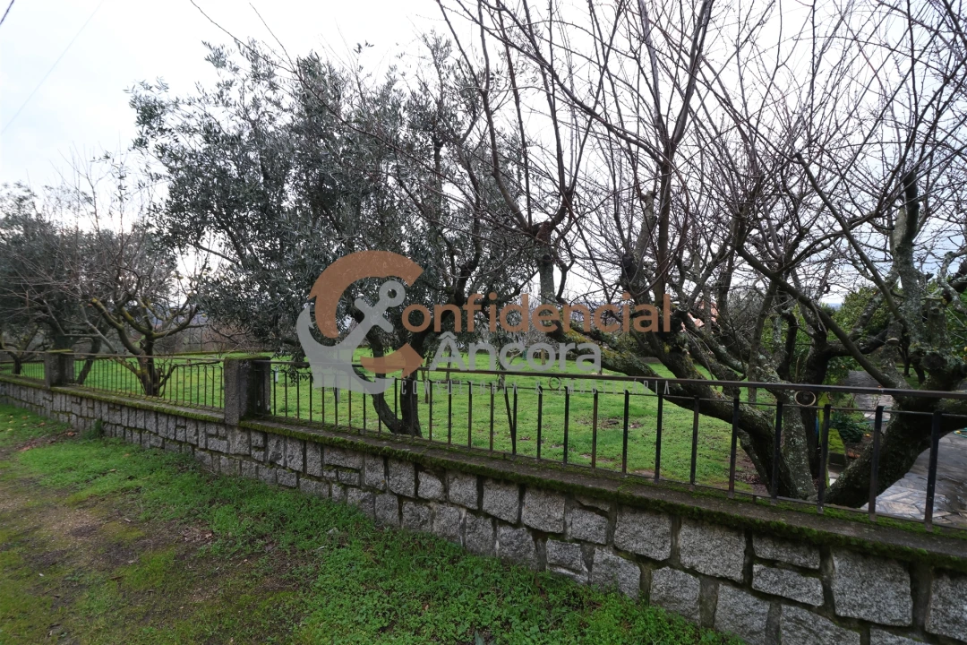 Moradia T3 para Venda em Melo e Nabais Foto 4