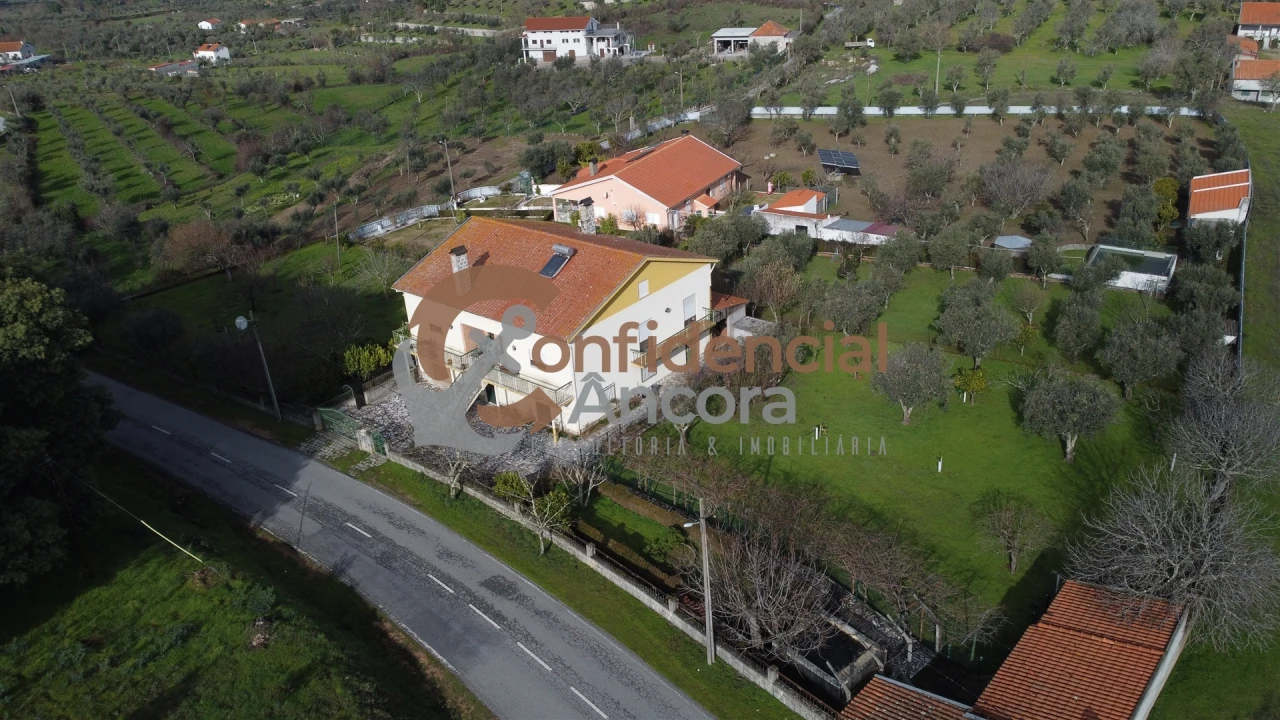 Moradia T3 para Venda em Melo e Nabais Foto 57