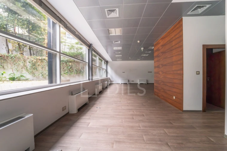 Escritório para Arrendamento em Lordelo do Ouro e Massarelos Foto 11