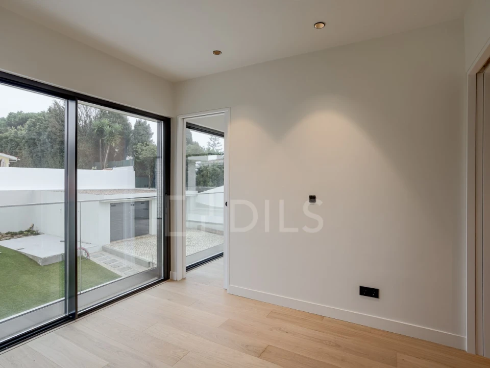 Moradia T4 para Venda em Cascais e Estoril Foto 27