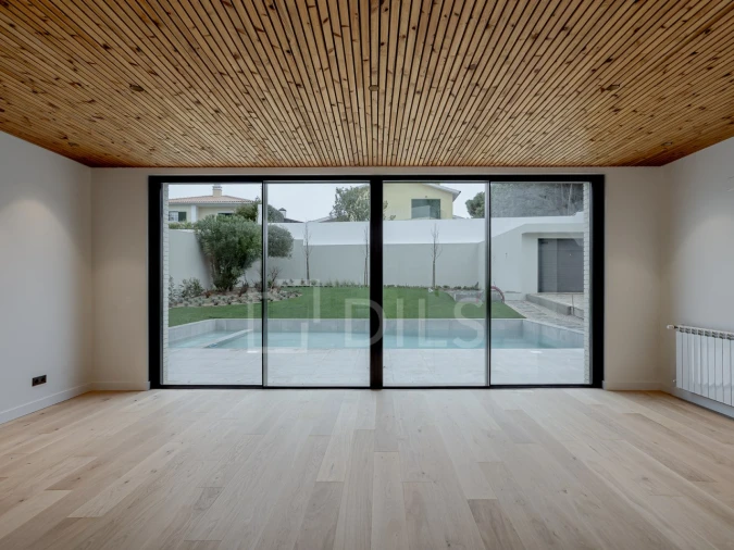 Moradia T4 para Venda em Cascais e Estoril Foto 15