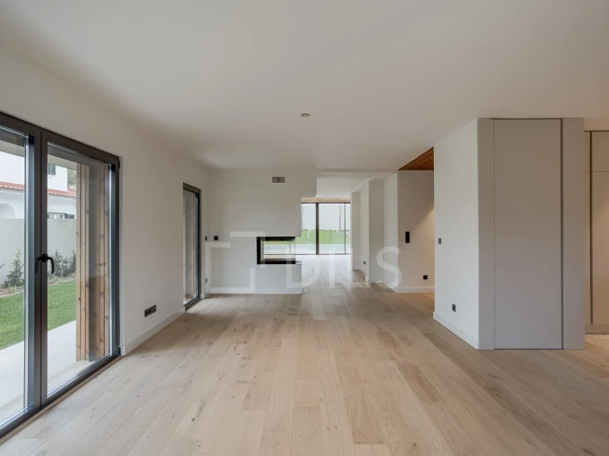 Moradia T4 para Venda em Cascais e Estoril Foto 2