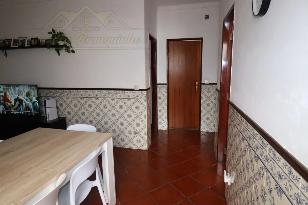 Apartamento T2 para Venda em Santa Maria, São Pedro e Matacães Foto 19