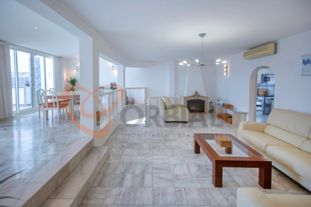 Apartamento T3 para Venda em Albufeira e Olhos de Água Foto 11