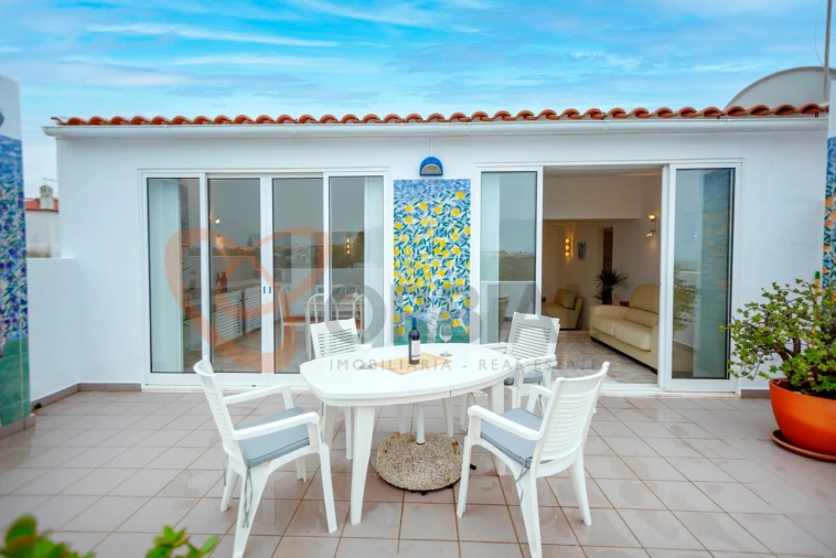 Apartamento T3 para Venda em Albufeira e Olhos de Água Foto 1