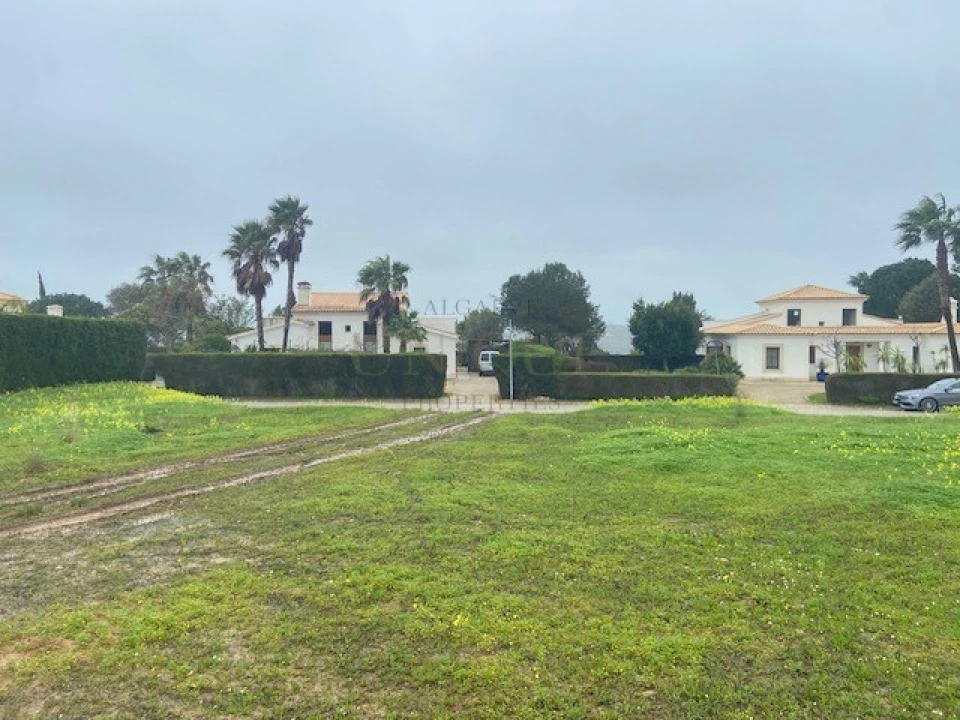 Terreno para Venda em Budens Foto 1