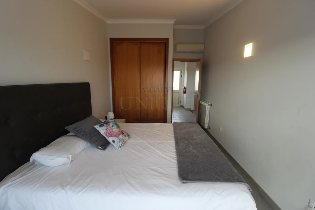 Moradia T4 para Venda em Lagos (São Sebastião e Santa Maria) Foto 21